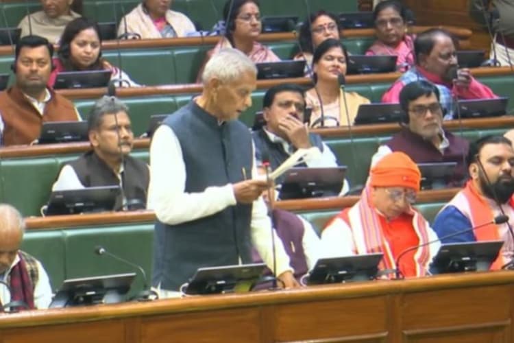 Bihar Budget 2026: बिहार बजट में आम लोगों से जुड़ी 6 खास घोषणाएं, जानिए नीतीश सरकार का मास्टर प्लान