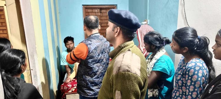 East Singhbhum News : परिजन की डांट से नाराज छात्र ने फांसी लगा जान दी