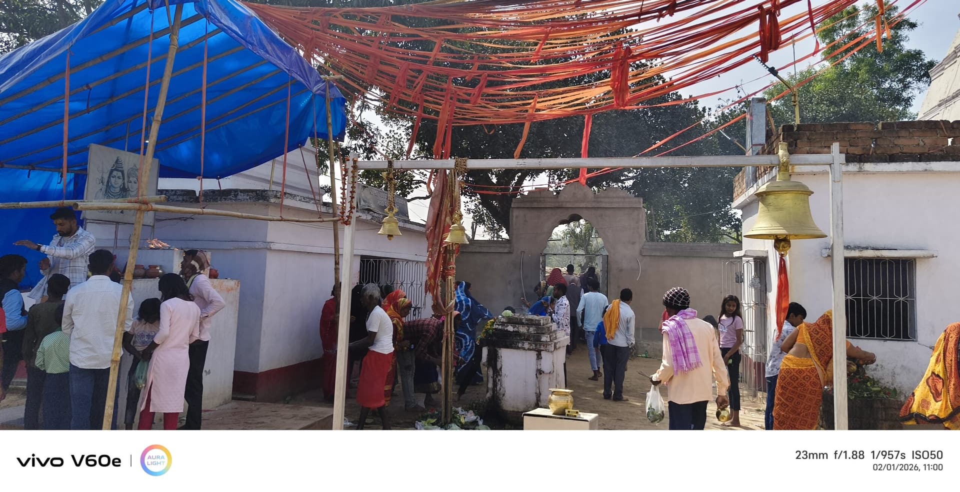 माघी पूर्णिमा पर मंदिरों में उमड़े भक्त