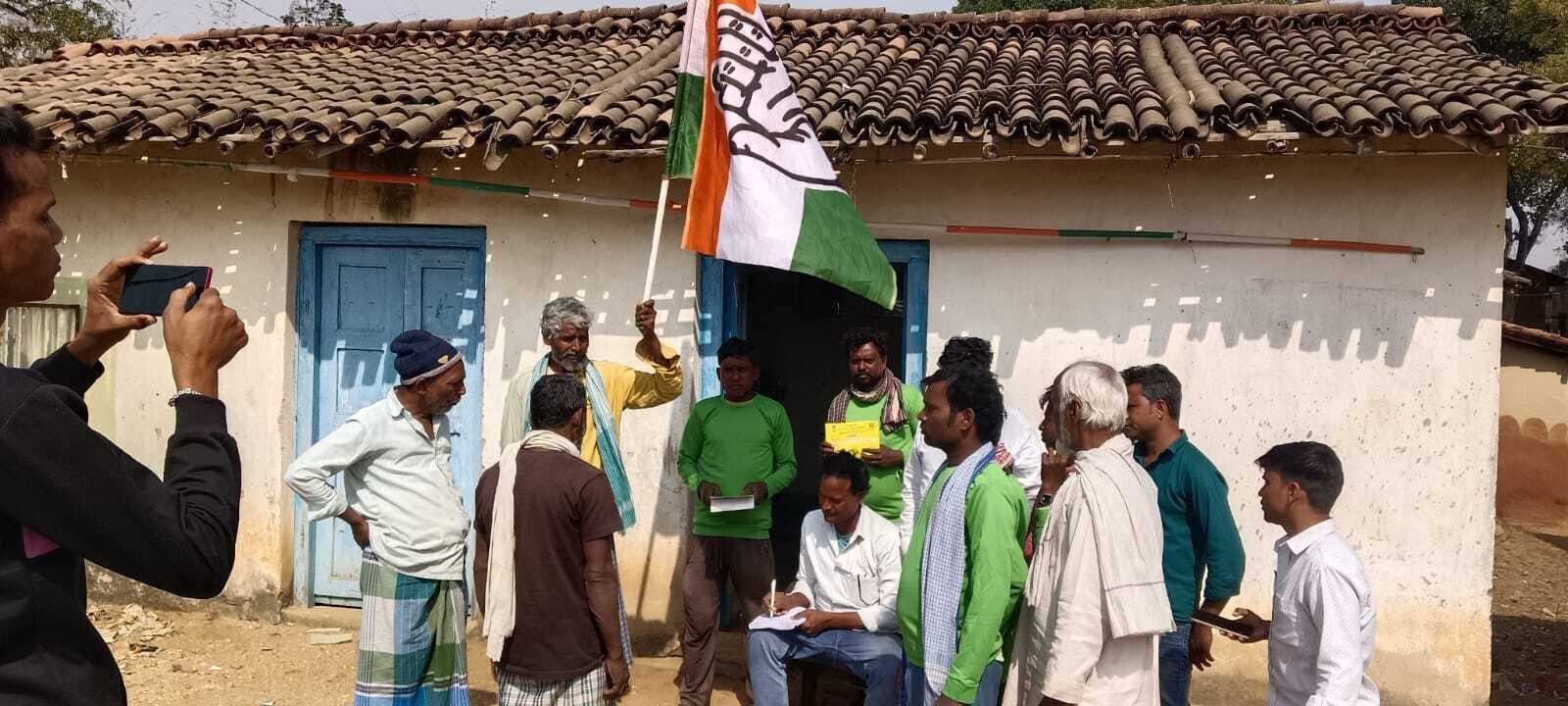 प्रखंड कांग्रेस कमेटी ने मनाया रोजगार दिवस