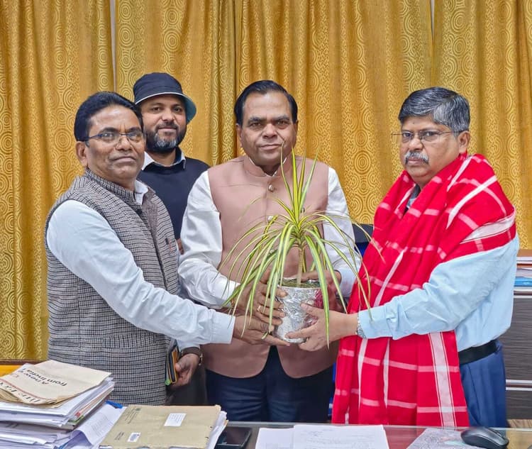 East Singhbhum News : घाटशिला कॉलेज में एचसीएल के सहयोग से बनेंगे खेल कोर्ट