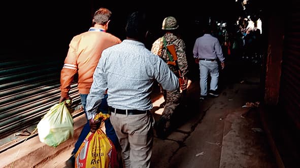 जामुड़िया : व्यापारी के घर में बोरियों में रखी गयी थी नकदी