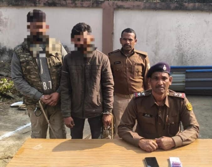 रुपये छीनकर कर भाग रहे अंतरजिला गिरोह के दो अपराधी गिरफ्तार