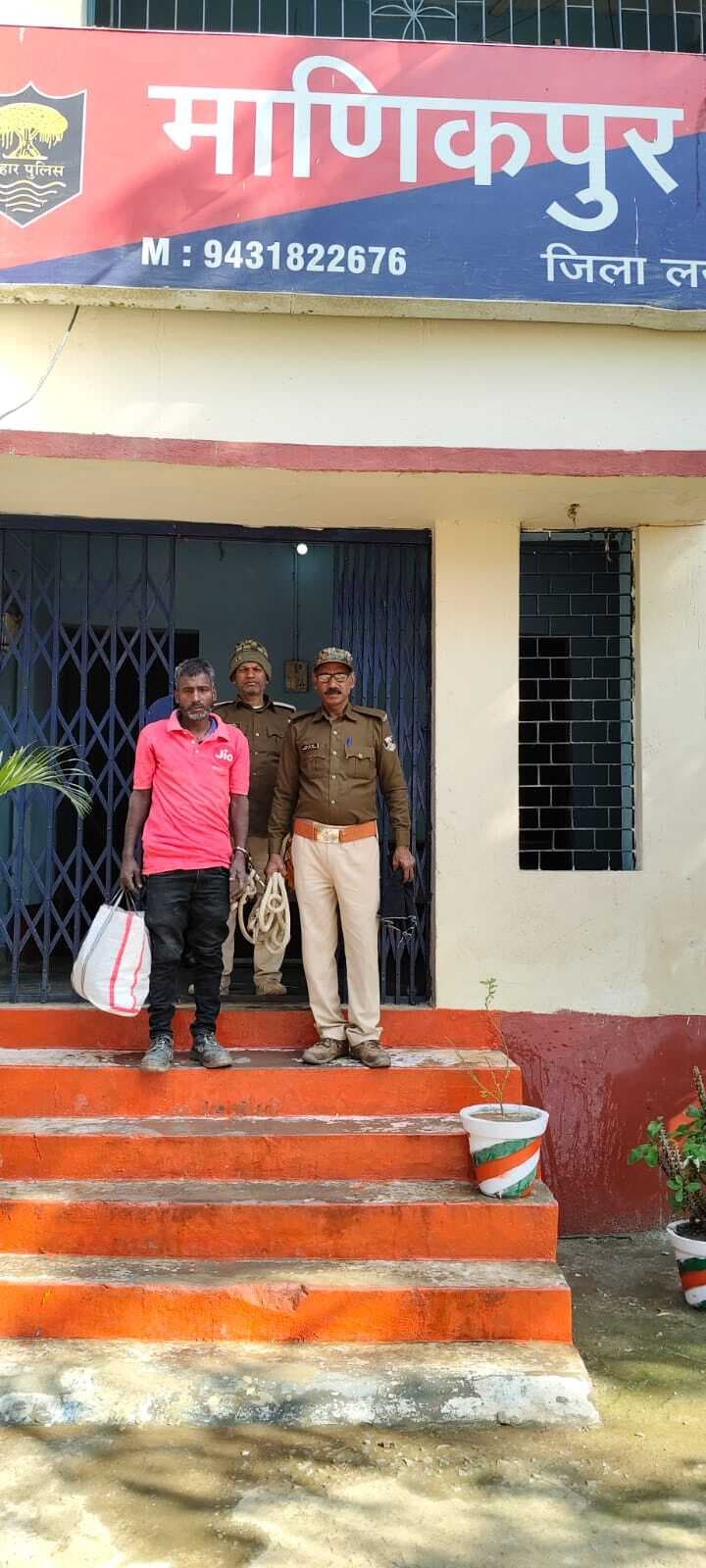 भवानीपुर गांव से शराबी को पुलिस ने किया गिरफ्तार
