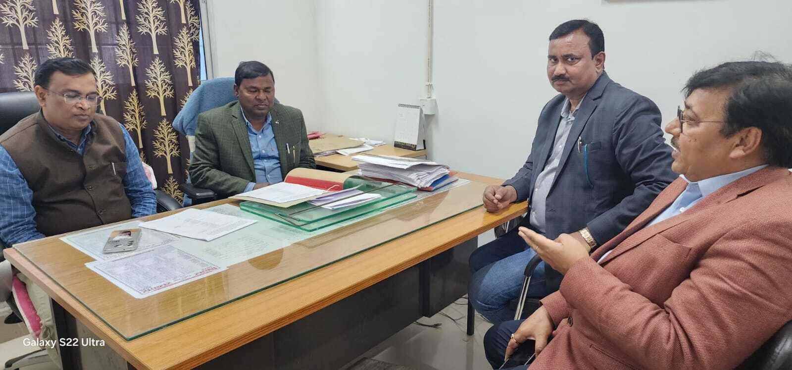 पैक्स चुनाव की तैयारियों का डीडीसी व एडीएम ने लिया जायजा