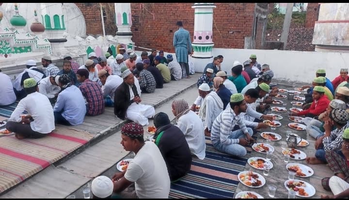 शब-ए-बरात पर पूरी रात मांगी गयी गुनाहों की माफी