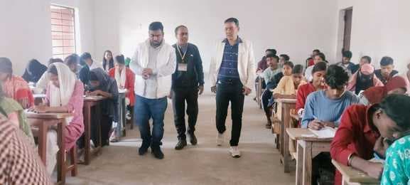 बसंतराय प्रखंड में दूसरे दिन मैट्रिक परीक्षा शांतिपूर्ण और कदाचारमुक्त