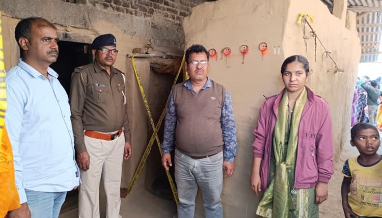 अमीरगंज गांव में संदिग्ध हालत में बुजुर्ग की मौत, हत्या की आशंका