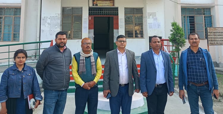 निलंबन के बाद डाॅ भीमराव आंबेडकर आवासीय विद्यालय जानकीनगर की प्रशासन ने ली सुध