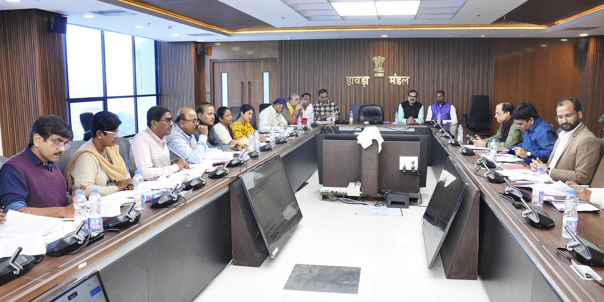 रेल कर्मियों की कई मांगों पर की गयी चर्चा