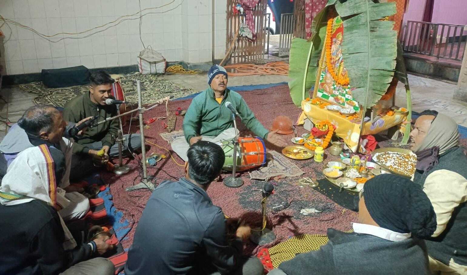 24 घंटे का अखंड हरिनाम कीर्तन शुरू