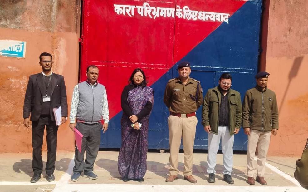 बंदियों की समस्याओं का तत्काल कराएं निदान : सचिव