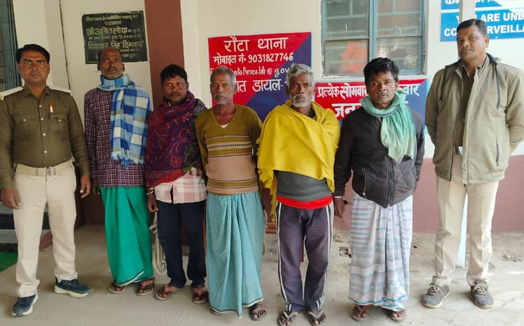 रौटा पुलिस ने पांच वारंटियों को किया गिरफ्तार