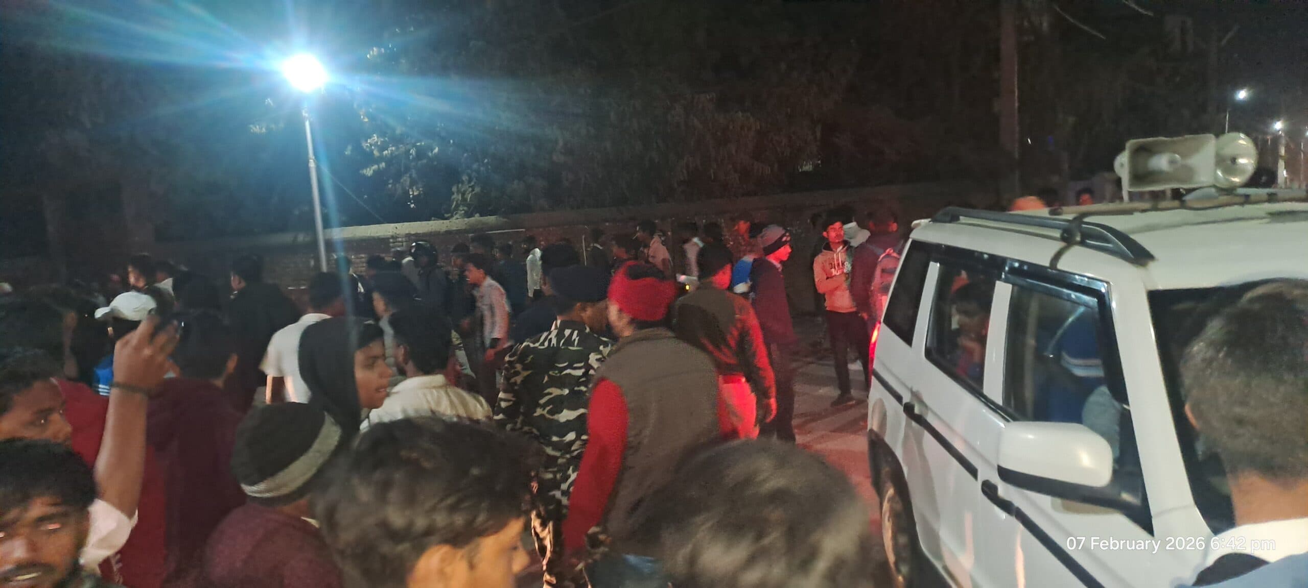 गोड्डा में प्रतिबंधित मांस मिलने से तनाव, पुलिस जांच में जुटी