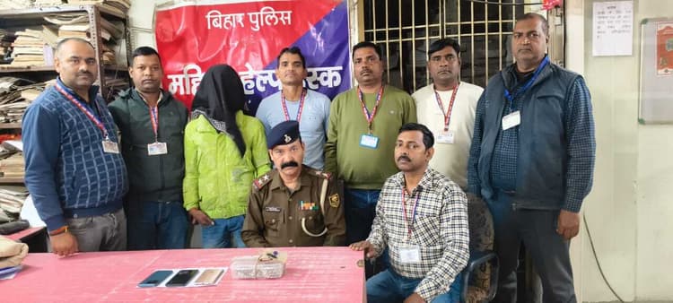 604 ग्राम चांदी और 2.60 ग्राम सोने के आभूषण के साथ रोहतास का युवक धराया