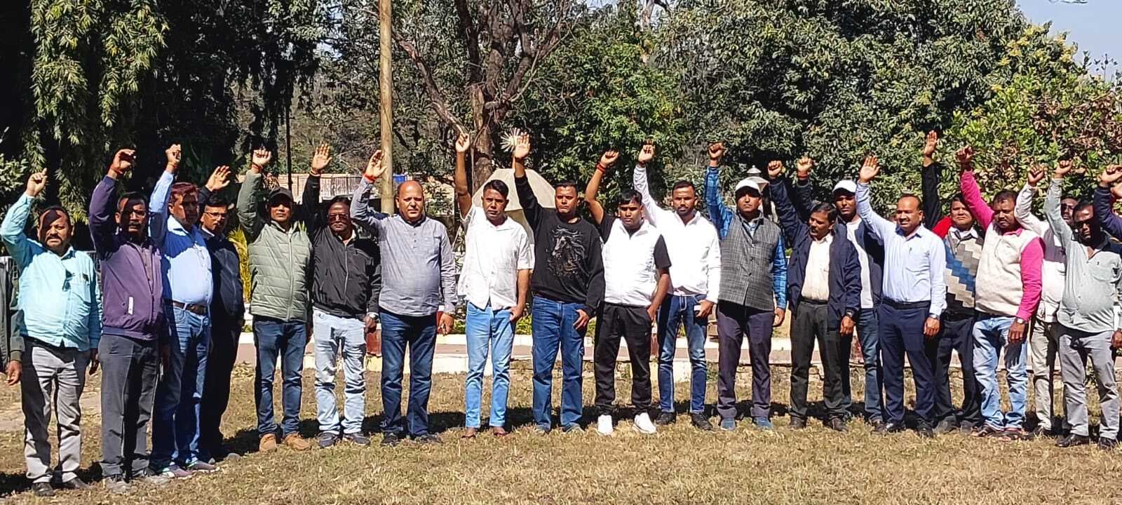 12 को देशव्यापी हड़ताल को सफल बनायें