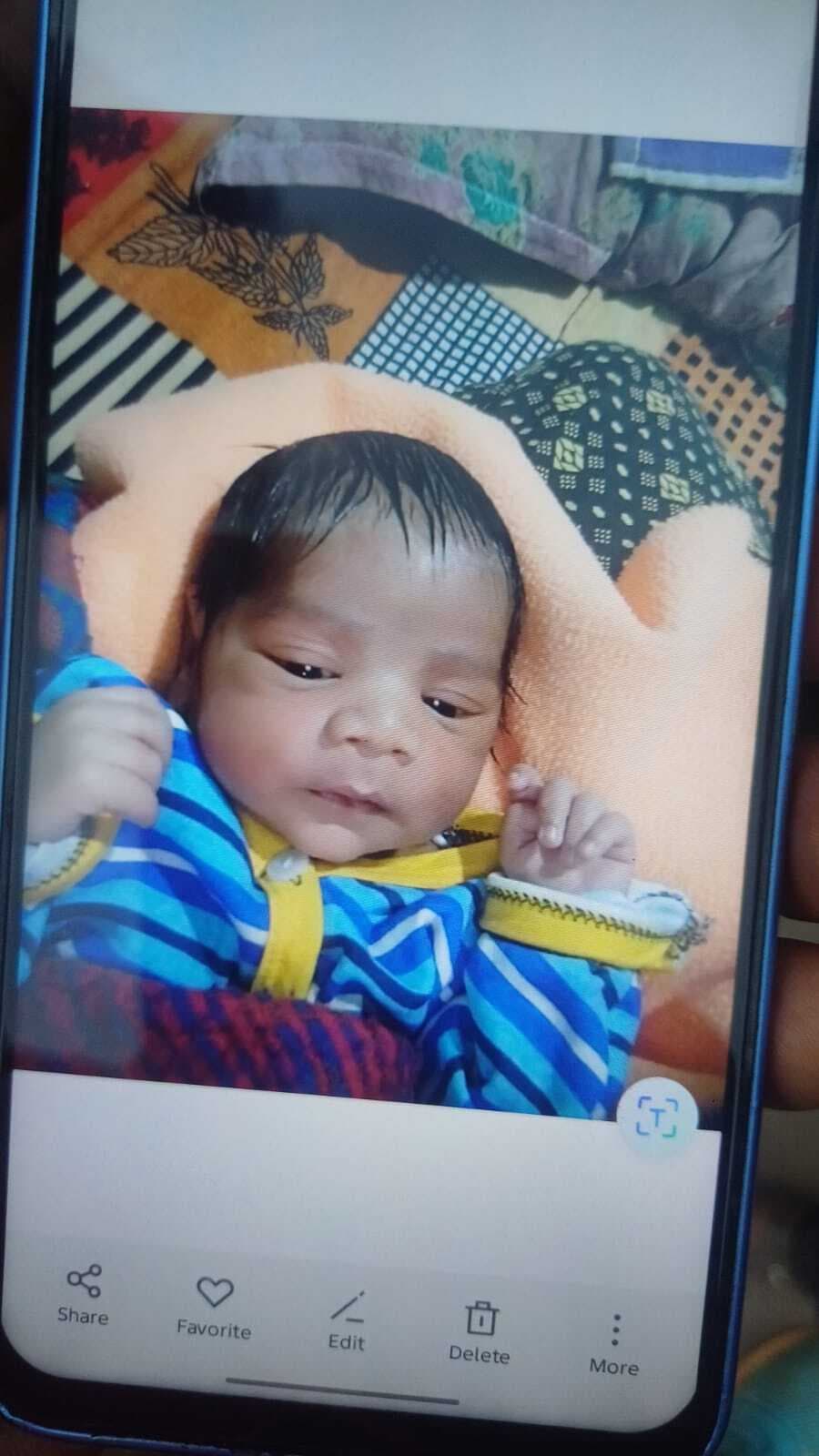 ट्रैक्टर की चपेट में आने से महिला व बच्चे की मौत, युवक घायल