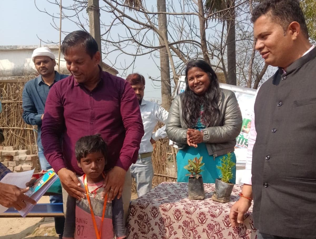 महरथ महादलित टोला के बच्चों को इनमामिट्स फाउंडेशन ने किया पुरस्कृत