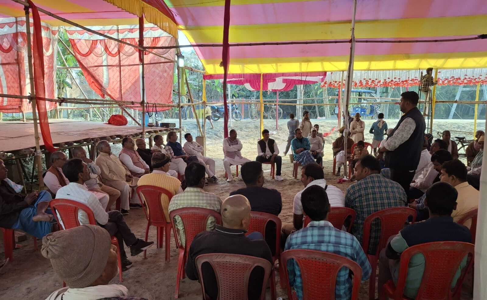 मां काली की प्रतिमा का प्राण प्रतिष्ठा को लेकर बैठक