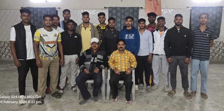 East singhbhum senior kabaddi team announced : पूर्वी सिंहभूम जिला सीनियर कबड्डी टीम घोषित, जामताड़ा रवाना