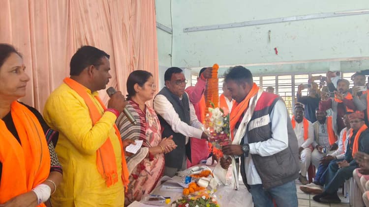 Giridh news :निकाय चुनाव में मतदाता करें खुलकर मतदान : अन्नपूर्णा