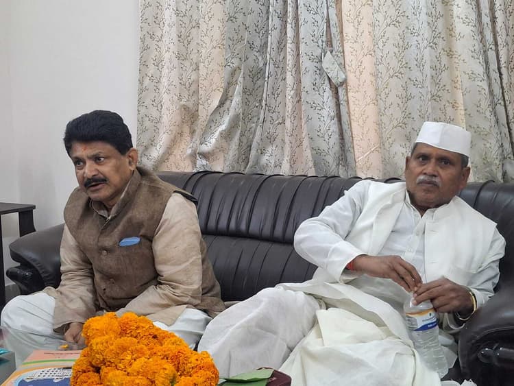 समर्पित कांग्रेस कार्यकर्ता धमकी से डरने वाले नहीं : छत्रपति यादव