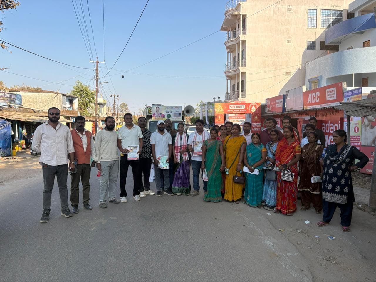 कांग्रेस नेताओं ने किया मनोनीत बोदरा के पक्ष में जनसंपर्क
