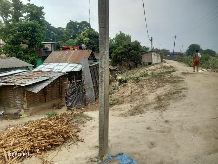 मीनापुर तटबंध पक्कीकरण का मुद्दा विस में उठाया