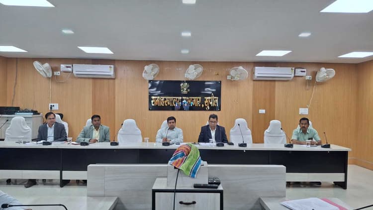 भूकंप से निपटने की तैयारियों को लेकर बैठक, 26 को होगा मॉक ड्रिल