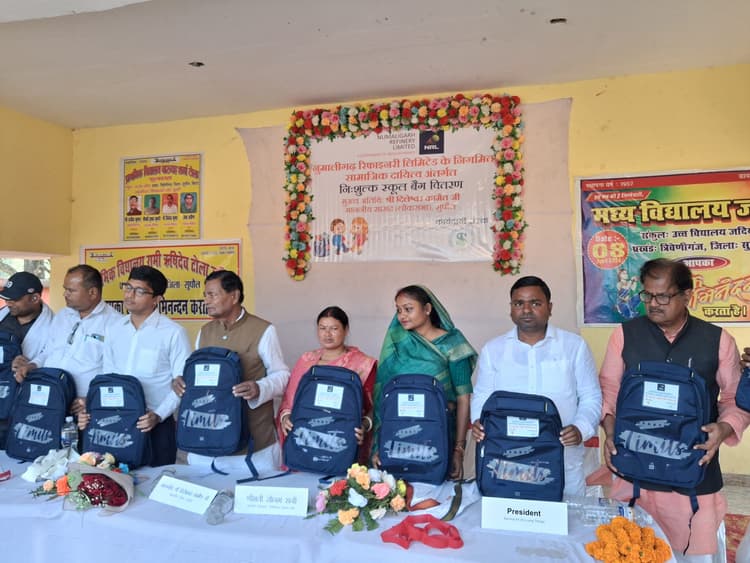 शिक्षा ही समाज के विकास की असली ताकत : सांसद