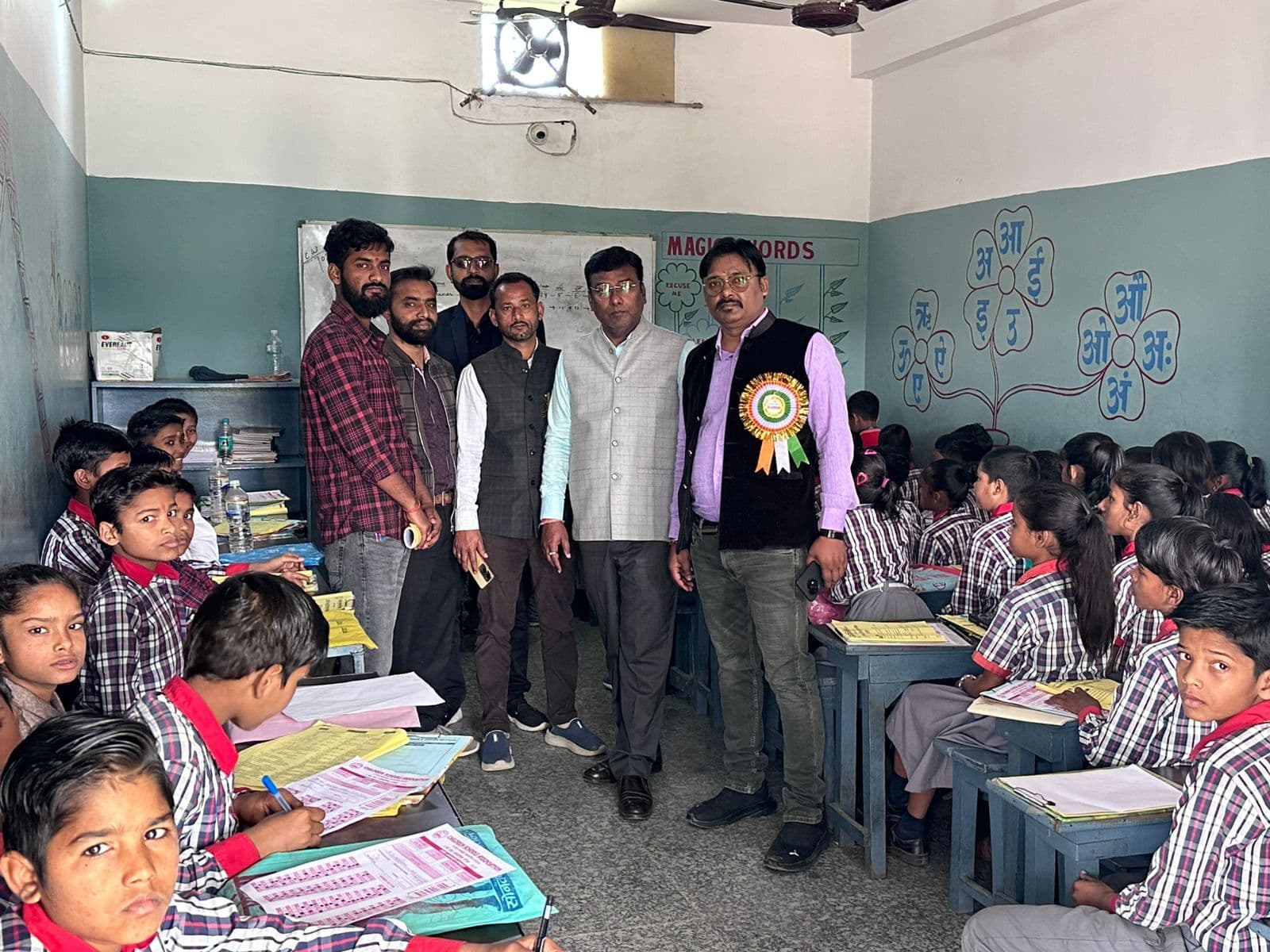 दस हजार से अधिक बच्चों ने परीक्षा में लिया भाग