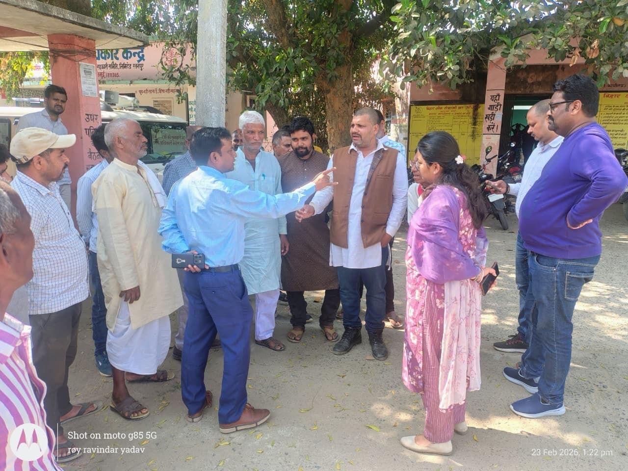 बालू खनन के विरोध में किसानों ने जताया आक्रोश