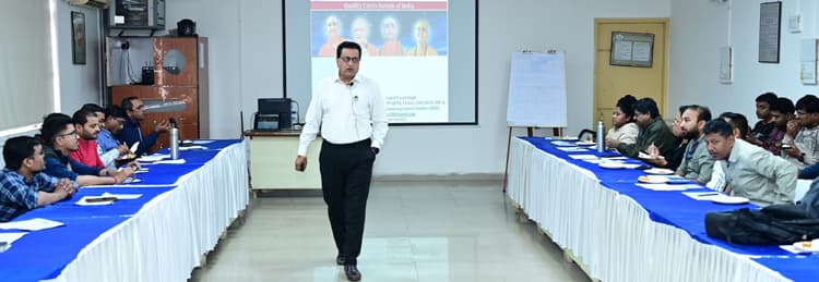 Bokaro News: कार्यस्थल को कर्मियों के लिए सुरक्षित बनाने पर जोर