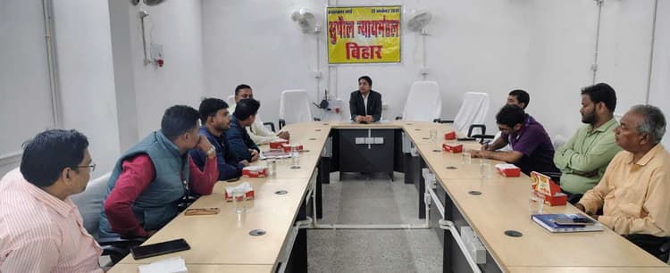 राष्ट्रीय लोक अदालत की सफलता को लेकर बैठक आयोजित