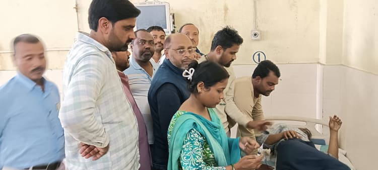 मनरेगा कार्यालय में पीआरएस बेहोश