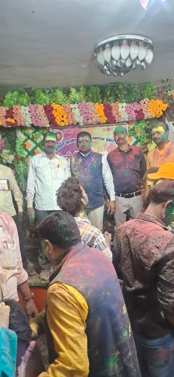 होली मिलन में 37 गांवों के प्रतिनिधि हुए शामिल