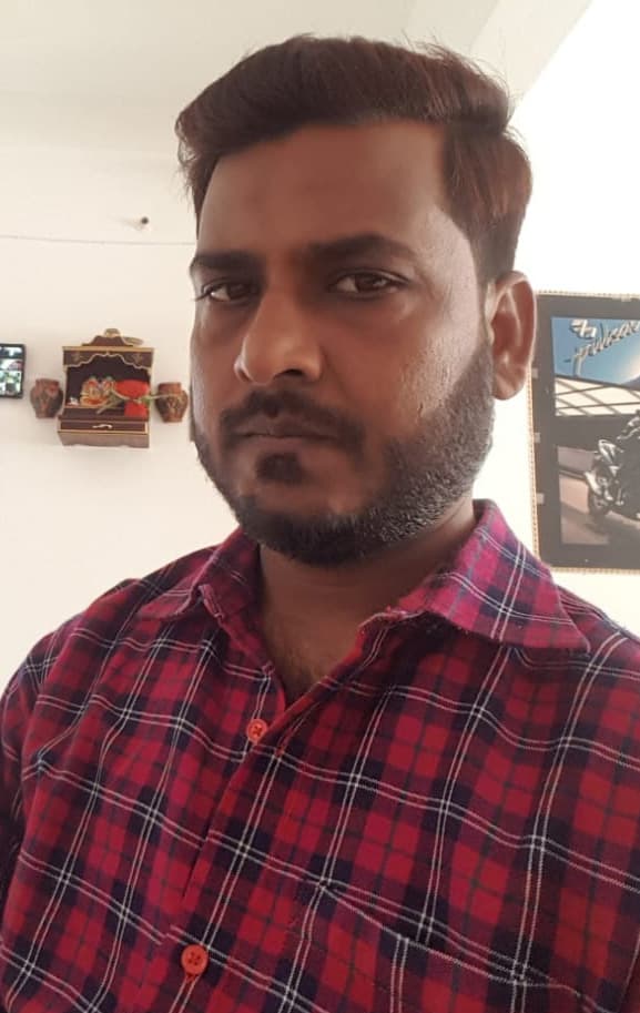 कटोरिया के तत्कालीन बीडीओ प्रेम प्रकाश पर पांच लाख रुपये की ठगी का आरोप