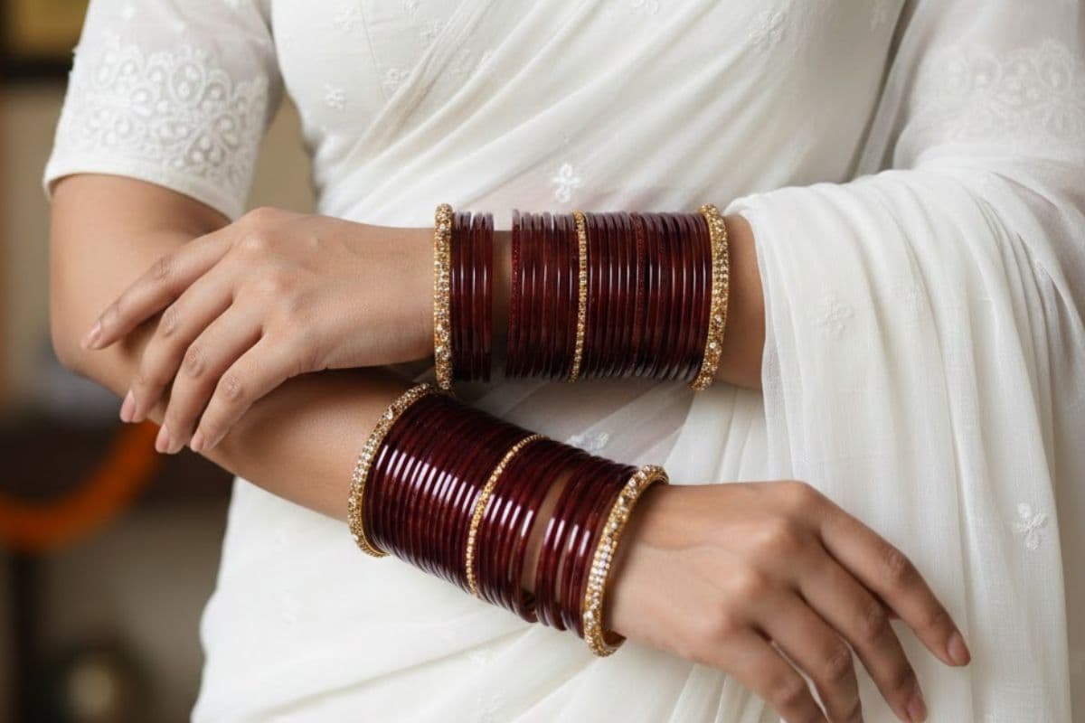 maroon bangles