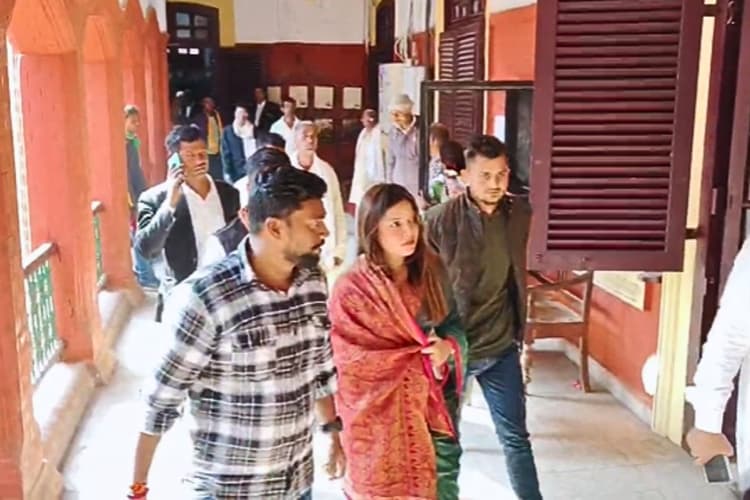 'मैं पति के साथ रहना चाहती हूं...', जज के सामने बोलीं ज्योति सिंह, तलाक केस में पवन सिंह नहीं पहुंचे कोर्ट