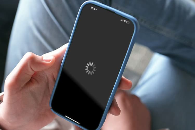 पुराने फोन की स्पीड क्यों हो जाती है स्लो? जानिए वजह और फिक्स के तरीके