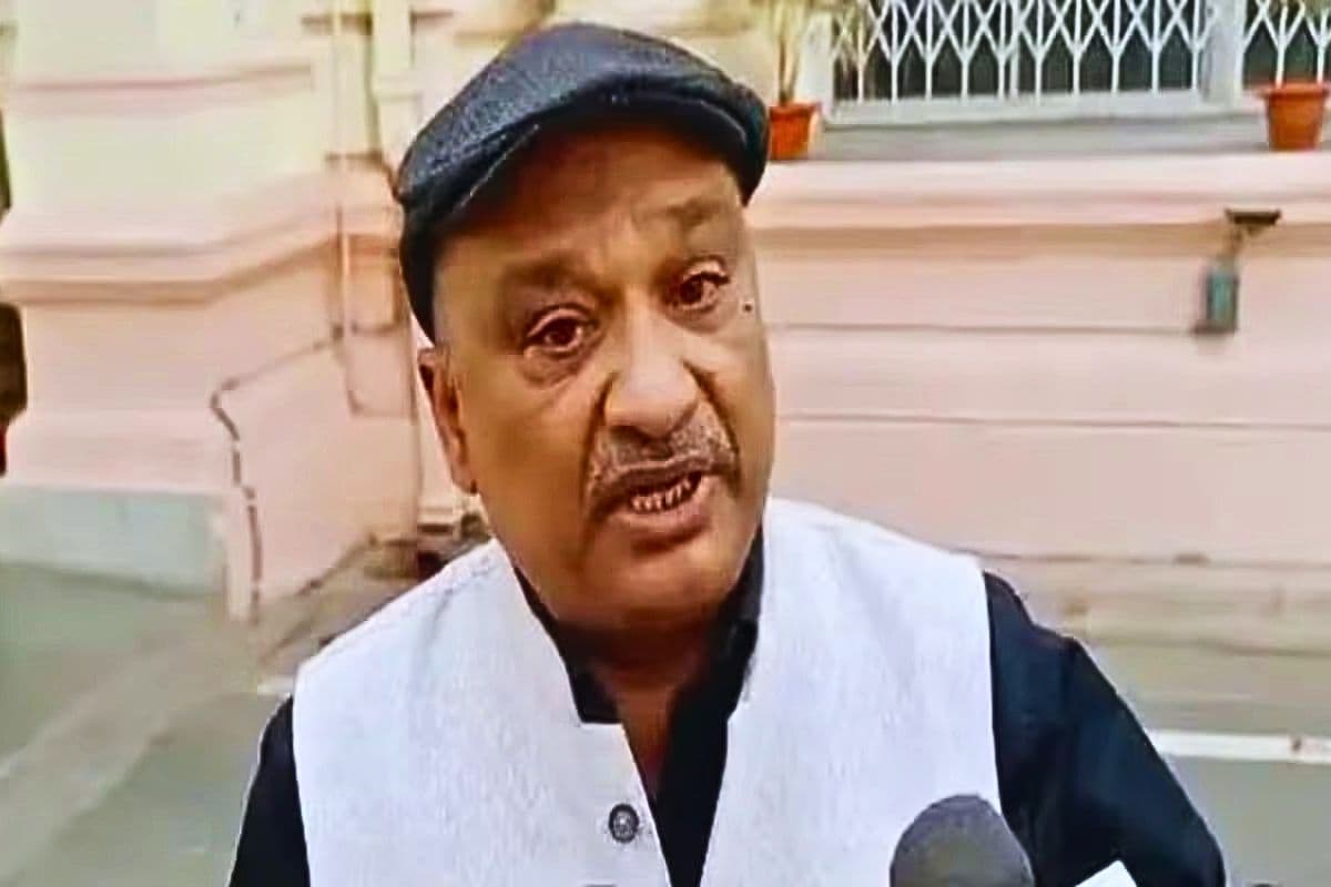 राजद MLC सुनील सिंह का शराबबंदी पर प्रहार, बोले- सदन परिसर में शराब की डिलीवरी कराकर दिखा दूंगा राजद MLC सुनील सिंह का शराबबंदी पर प्रहार, बोले- सदन परिसर में शराब की डिलीवरी कराकर दिखा दूंगा