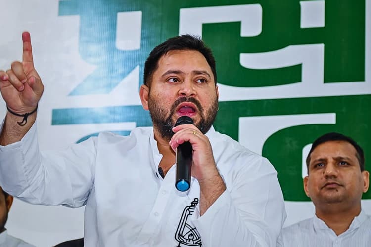 तेजस्वी यादव के ऐलान से पांचवी सीट का फंस सकता है पेच, NDA के खिलाफ उतारेंगे उम्मीदवार