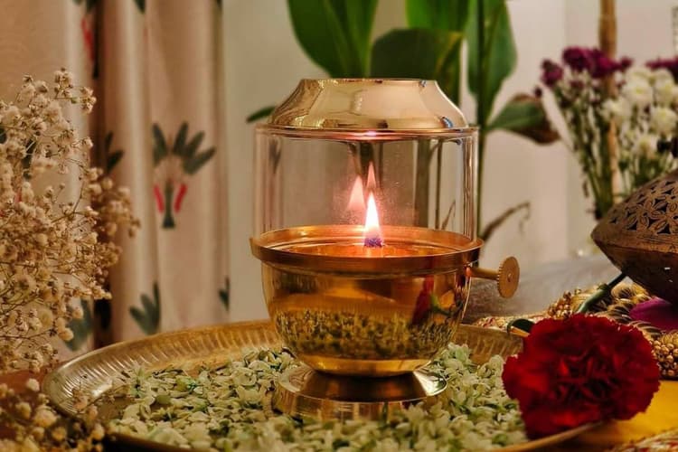 चैत्र नवरात्रि में ऐसे जलाएं दिया, पूरी रात नहीं बुझेगी अखंड ज्योत