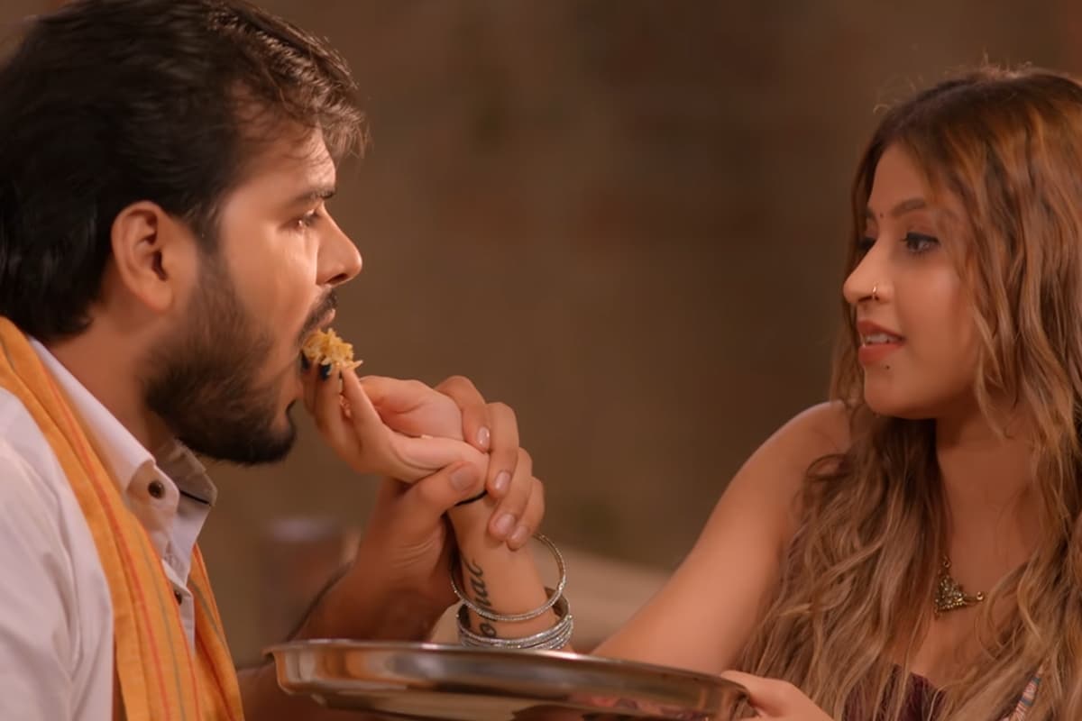 Arvind Akela Kallu-Shilpi Raj New Song Daal Bhaat Bhujiya Arvind Akela Kallu-Shilpi Raj New Song Daal Bhaat Bhujiya
