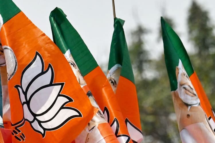 आरजी कर मेडिकल कॉलेज की पीड़िता की मां पानीहाटी से भाजपा उम्मीदवार, ये है 19 लोगों की पूरी लिस्ट