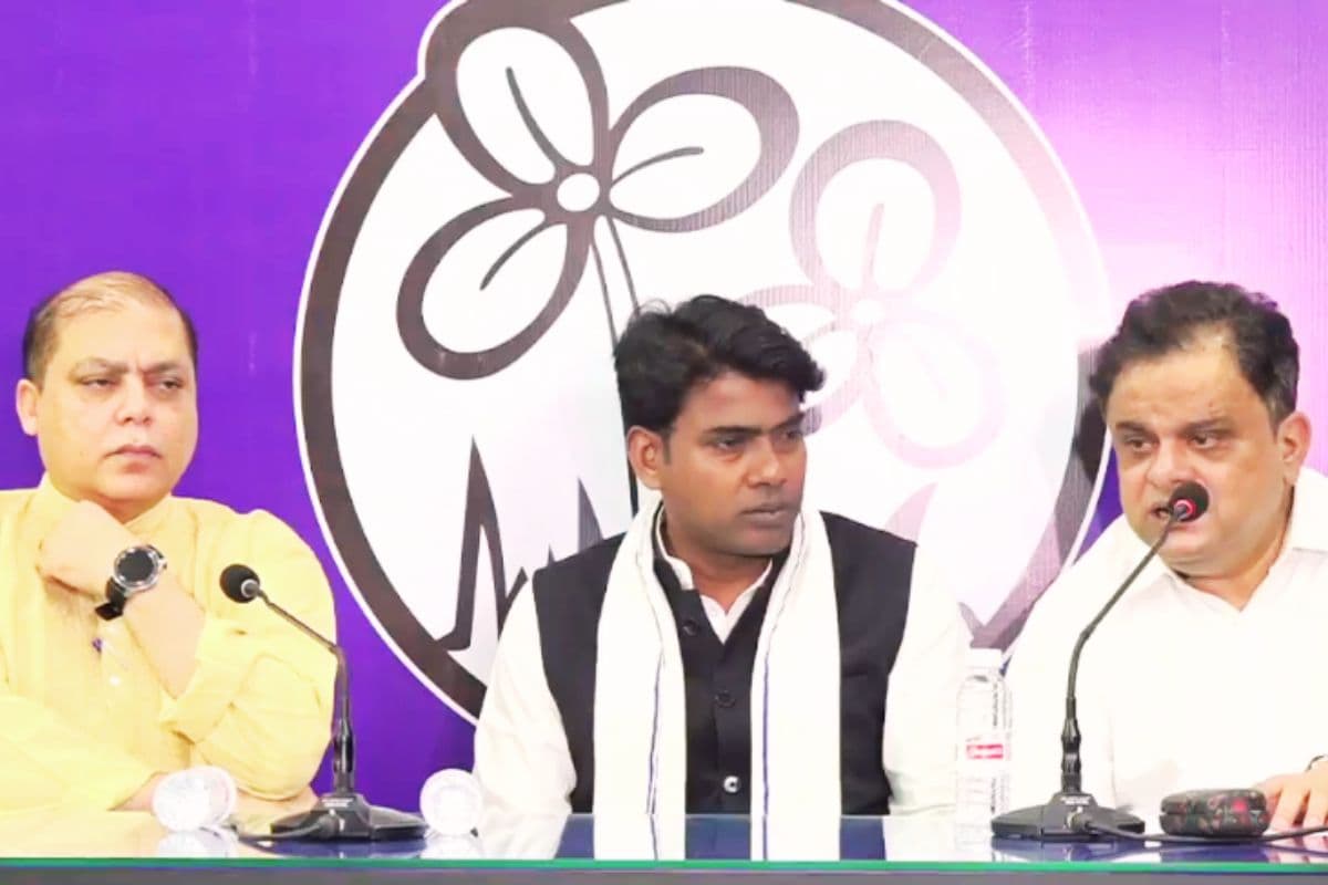 बंगाल चुनाव 2026: बीजेपी को झटका, मतिउर रहमान तृणमूल कांग्रेस में शामिल