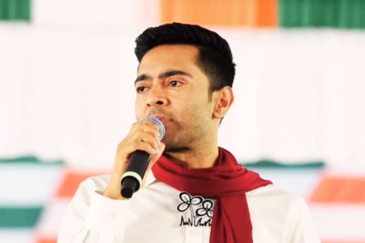 30,000 फर्जी वोटरों की सीक्रेट एंट्री? अभिषेक बनर्जी के दावों के बाद खंगाले जायेंगे CEO दफ्तर के CCTV