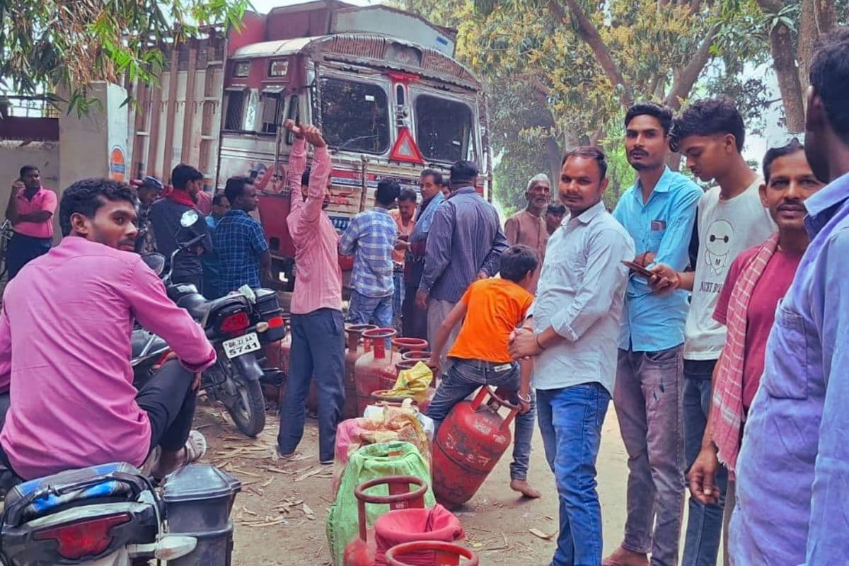 पटना से सुपौल तक गैस सप्लाई पर डीएम सख्त, अफसरों की छुट्टियां रद्द, गड़बड़ी करने वाले नपेंगे