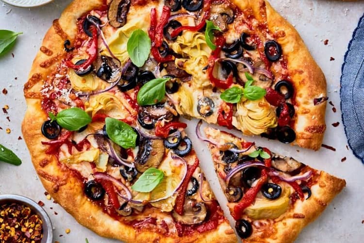 अब पिज्जा बनाने के लिए ओवन नहीं, तवे का करें इस्तेमाल