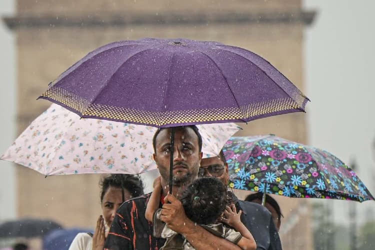 Delhi Rain : दिल्ली-एनसीआर में बारिश, जानें अगले 2 दिन कैसा रहेगा मौसम